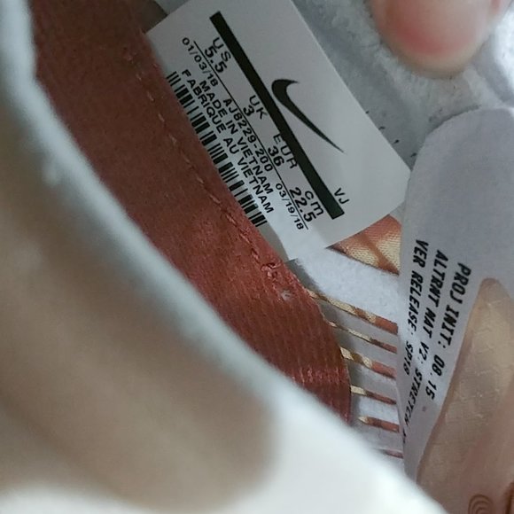 EUC Nike Zoom Fly 2018 Dusty Peach Women's 5.5 - Picture 7 of 7